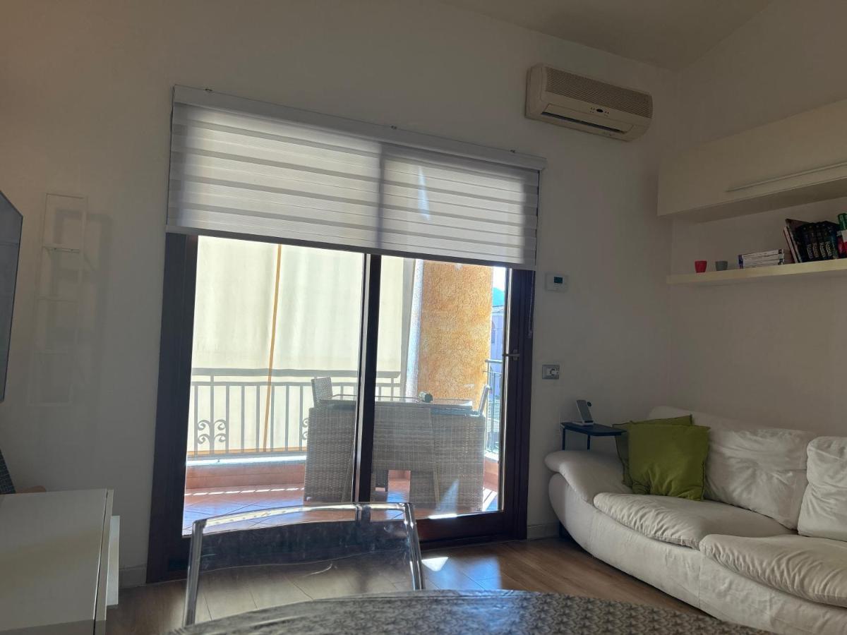 P. Home La Maddalena  المظهر الخارجي الصورة